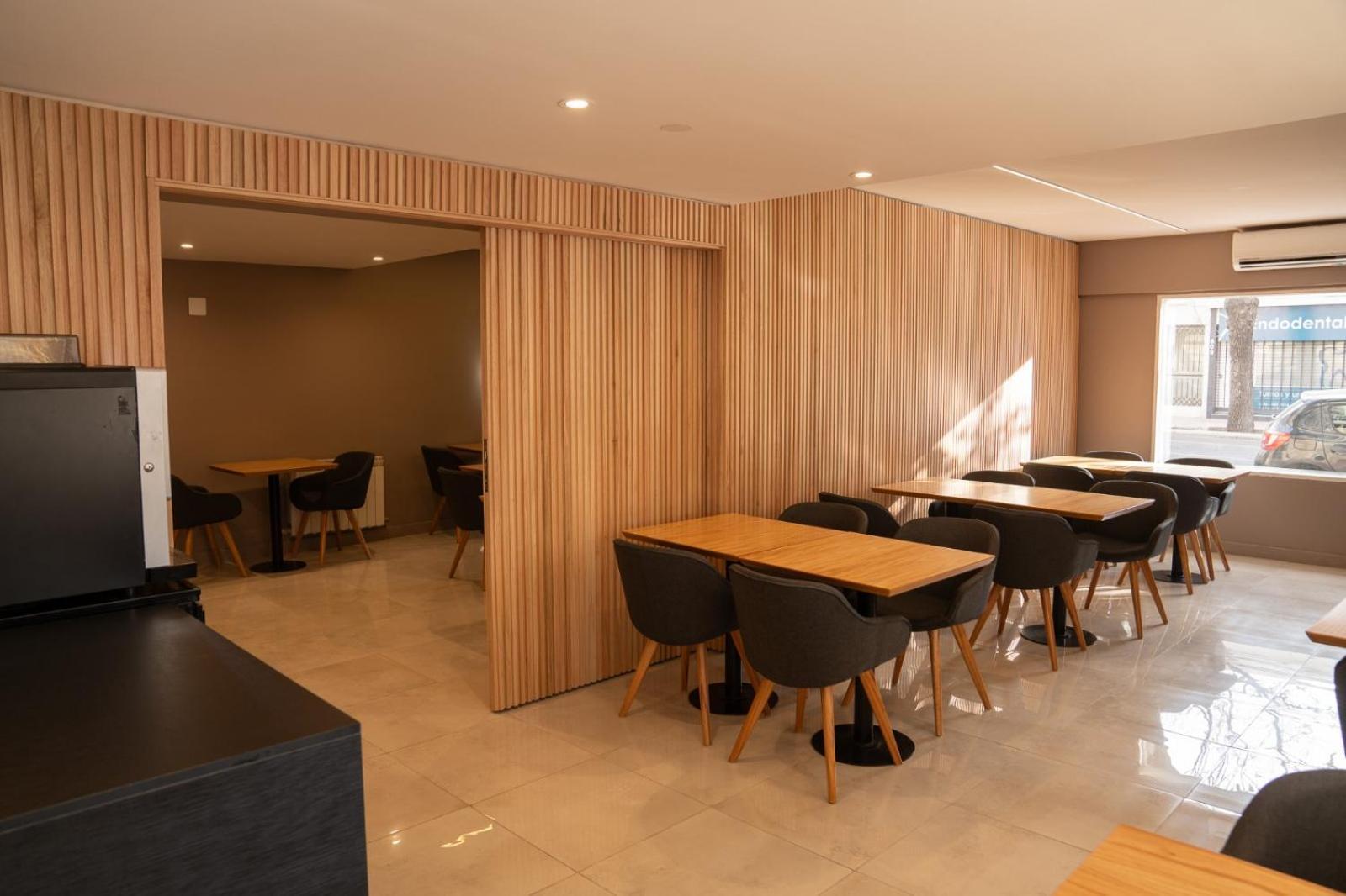 מנדוזה Urbana Suites מראה חיצוני תמונה