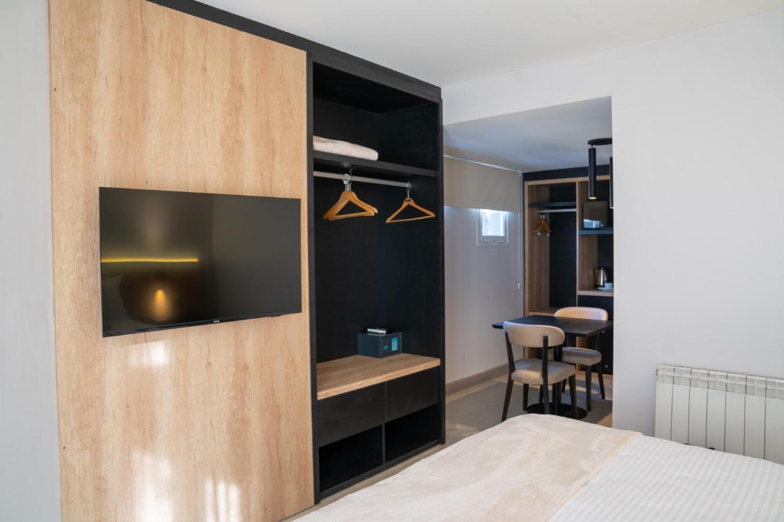 מנדוזה Urbana Suites מראה חיצוני תמונה