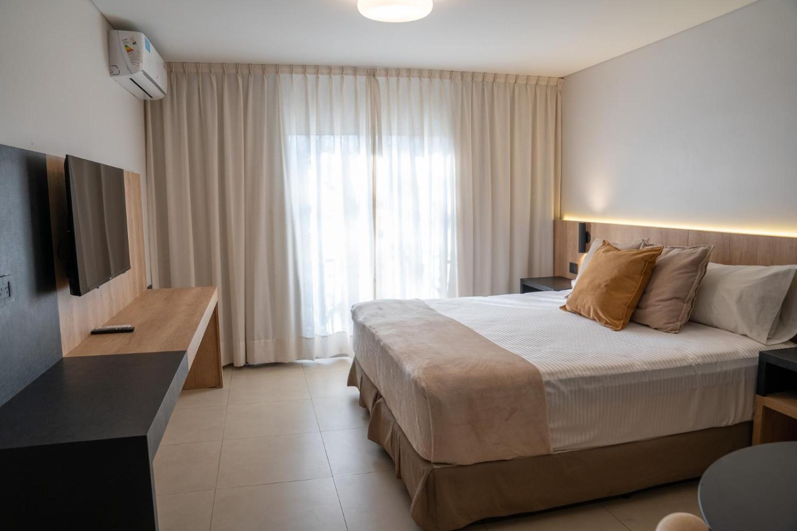 מנדוזה Urbana Suites מראה חיצוני תמונה
