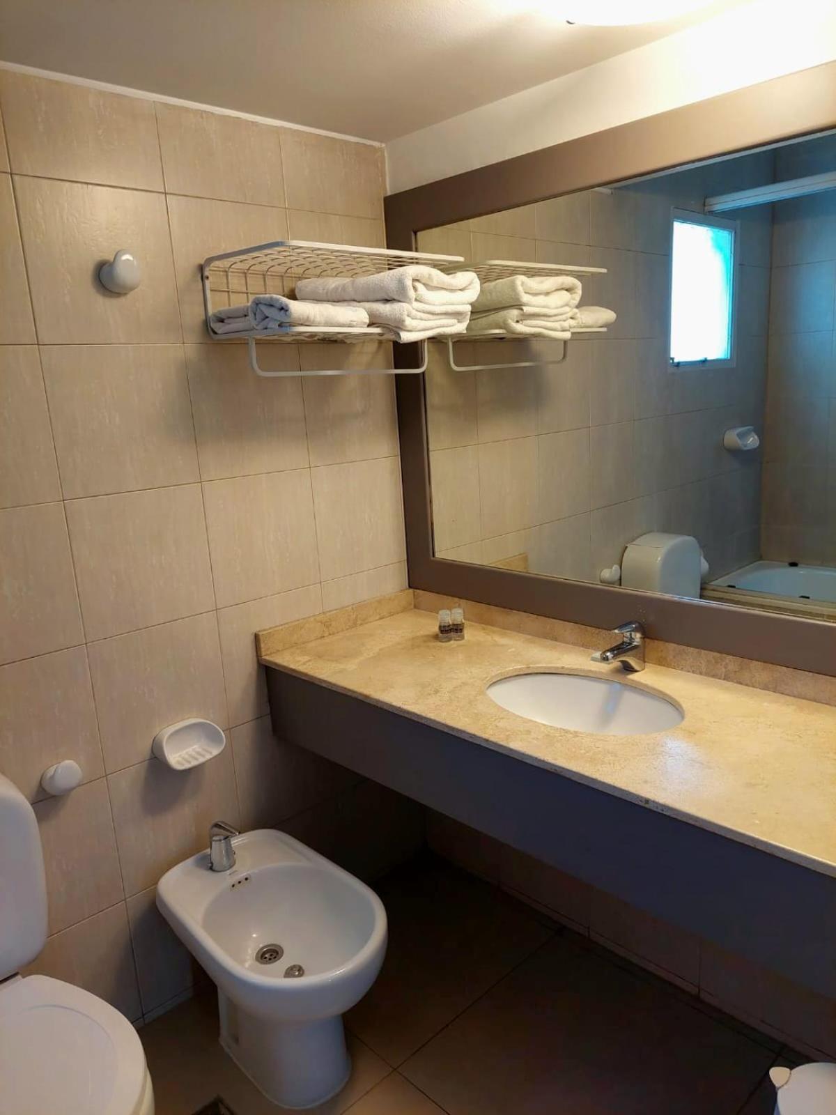 מנדוזה Urbana Suites מראה חיצוני תמונה