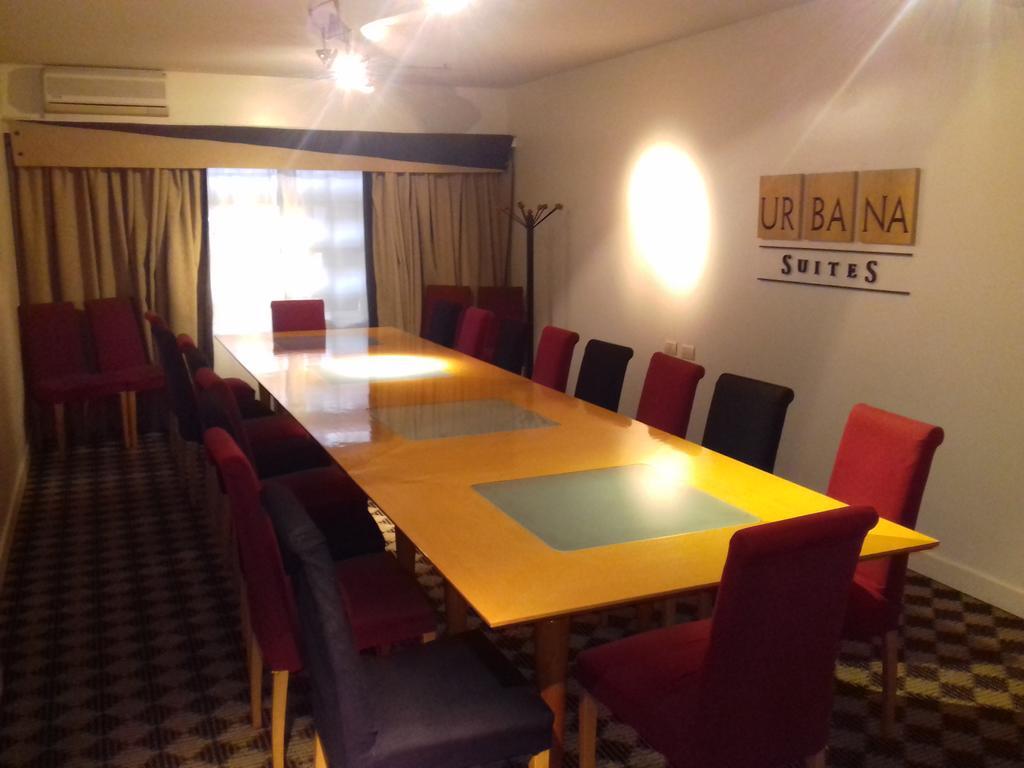 מנדוזה Urbana Suites מראה חיצוני תמונה